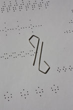 Load image into Gallery viewer, Connection ear piece "Anin" Air